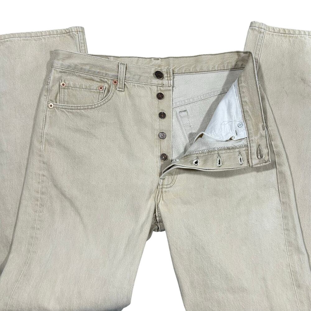 Vintage 90s Levi’s 501 Button Fly Tan Khaki Jeans 32x33 Straight Leg USA Made